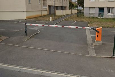 Parking 66 rue père sanson - Caen