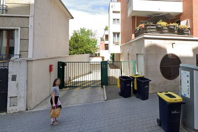 Parking Gare La Garenne-Colombes - rue d'Estienne d'Orves