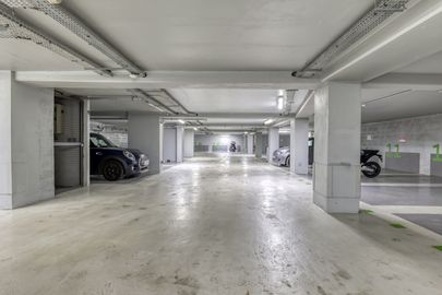 Parking Métro Bourse - rue de Mail - Paris 2