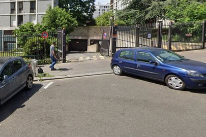 Parking 37 rue Julien lacroix - Paris 20