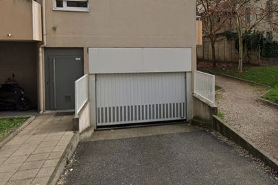 Parking 12 rue du Presbytère - Lyon 8