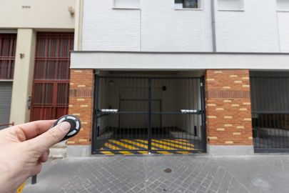 Parking Métro Vaugirard - rue D'alleray 75015 Paris 15