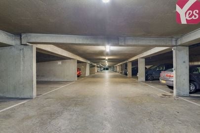 Vignette parking Métro Mairie de Clichy - rue D'estienne D'orves