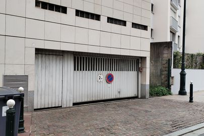 Parking 102 rue Roque de Fillol - Puteaux