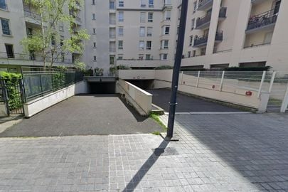 Parking 8 rue le Tintoret - Courbevoie