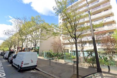 Parking Métro Stalingrad - rue du faubourg Saint Martin - Paris 10