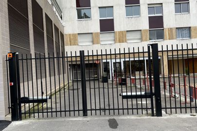 Parking Métro Lourmel - 313 rue lecourbe - Paris 15