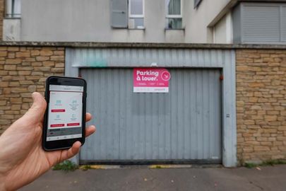 Parking Médiathèque John Lennon - rue du 17 Octobre 1961, 93120 la Courneuve