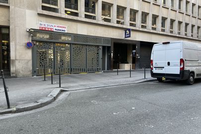 Parking Métro Saint-Philippe-du-Roule - 87 rue la Boétie - Paris 8