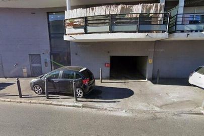 Parking Chemin de la Commanderie - chemin de la Commanderie - Marseille 15