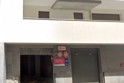 Parking Parc à chien - 21 rue Cauchy - Paris 15