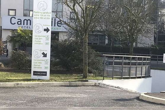 Vignette parking Paris - Aéroport Roissy CDG - Campanile - Extérieur