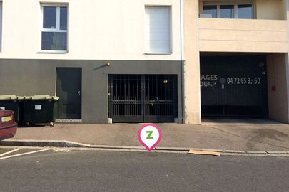 Parking Lyon - Quartier Général Frère - UXCO