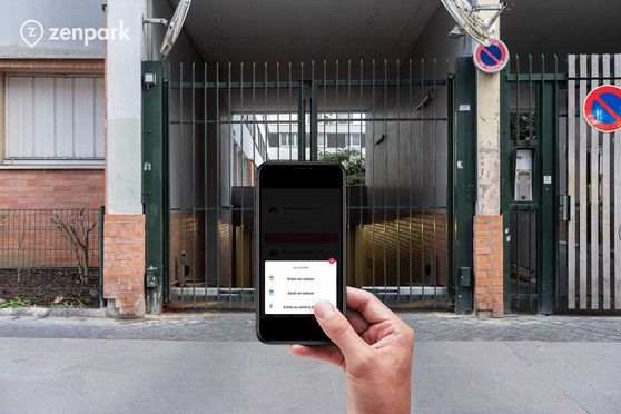 Vignette parking Paris - Grenelle - Charles Michels