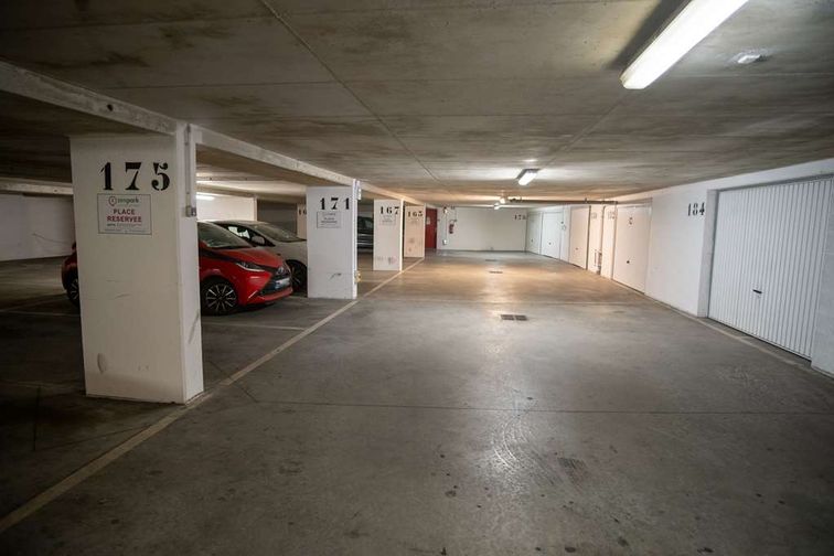 Le Kremlin-Bicêtre - Fontainebleau - Yitzhak Rabin - Parking réservable en ligne - Le Kremlin-Bicêtre