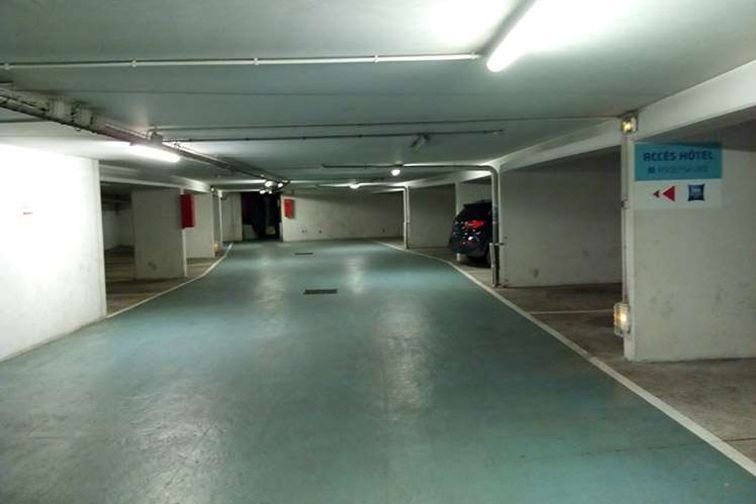 Le Kremlin-Bicêtre - Porte d'Italie Ouest - Ibis Budget - Parking réservable en ligne - Le Kremlin-Bicêtre