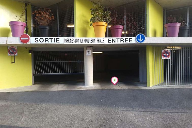 Reims - Croix du Sud - Saint Phalle - Parking réservable en ligne - Reims