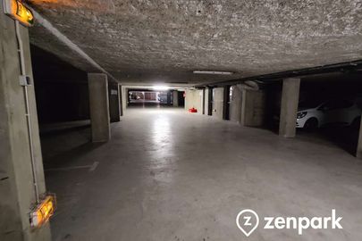 Parking Grenoble - Gare de Grenoble - Les Estudines