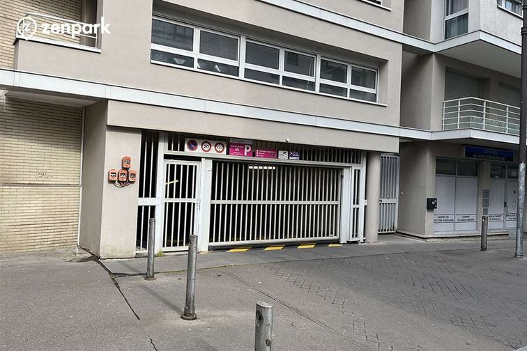 Paris - Grenelle - Tour Eiffel - Parking réservable en ligne - Paris