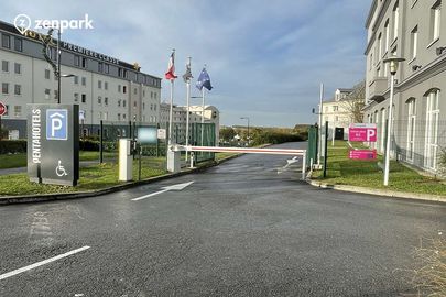 Parking Paris - Aéroport Roissy CDG - Pentahotel