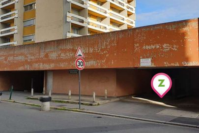 Parking Saint-Étienne - Zénith Saint-Étienne - rue Barra