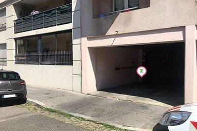 Parking Lyon - Gare Part-Dieu - Bourse du travail