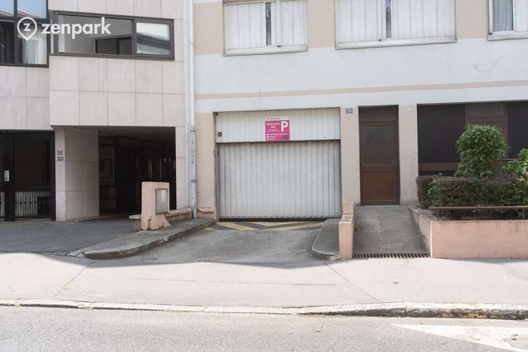 Boulogne - Mairie de Boulogne-Billancourt - Marcel Sembat - Parking réservable en ligne - Boulogne-Billancourt