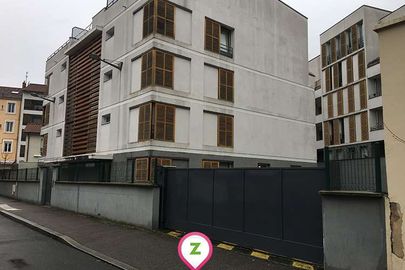 Parking Oullins - Gare d'Oullins - Lortet