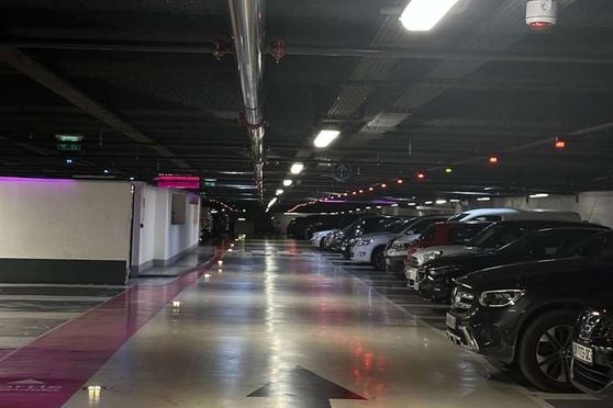 Vignette parking Métro Étienne Marcel - rue de Turbigo - Paris 1