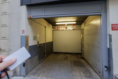 Parking 13-15 rue de Calais - Paris