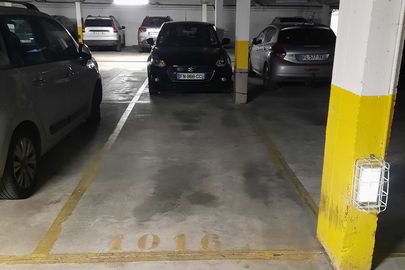 Parking Métro Commerce - 80 rue de la Croix Nivert - Paris 15