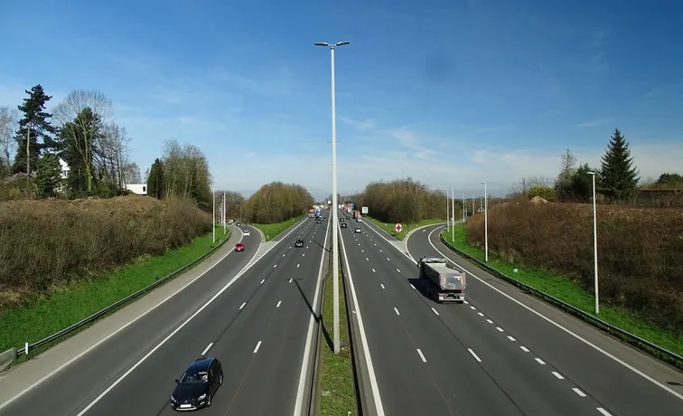 Sur l'autoroute, une panne d'essence ou de batterie peut être verbalisée