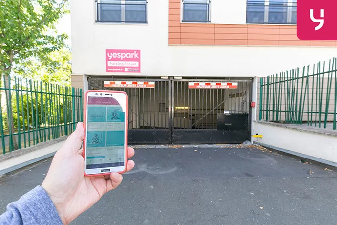 stationnement saint-pierre-des-corps