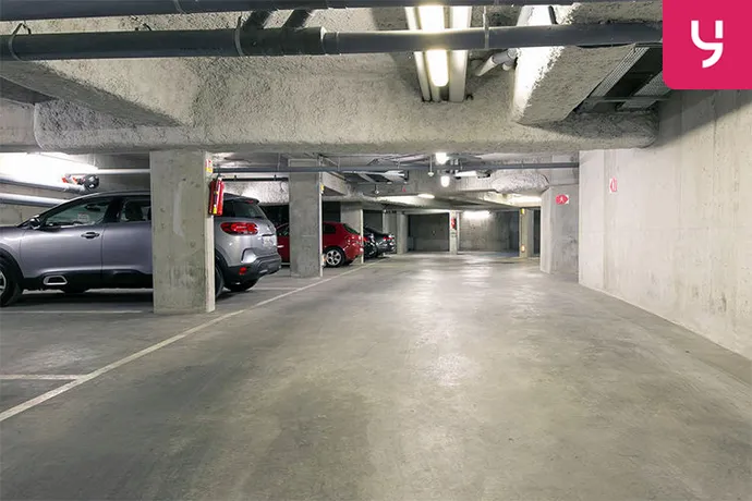 location parking paris 17