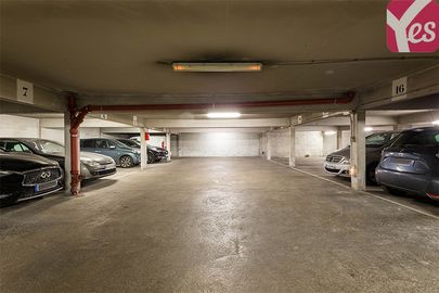 Parking Parc Georges Brassens - rue de Cronstadt - Paris 15