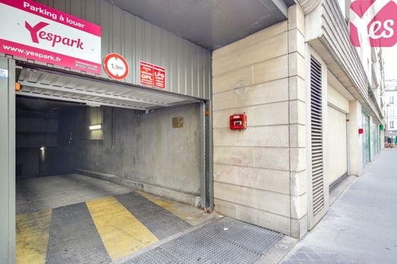 Vignette parking Gare Montparnasse - Cimetière du Montparnasse - Paris 14