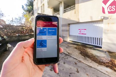 Parking Bords de l'étang - Tribales - Ferme de Croze - Vitrolles