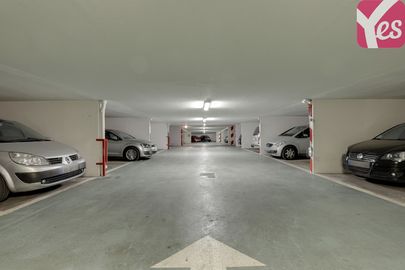 Parking Pyrénées - place des Fêtes - Paris