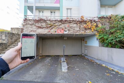 Parking Bibliothèque municipale Pierre et Marie Curie - avenue de la Liberté - Nanterre