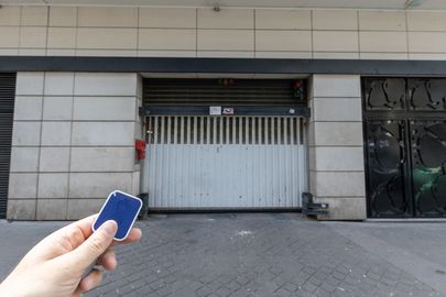 Parking Métro Jaurès - rue de soissons - Paris 19