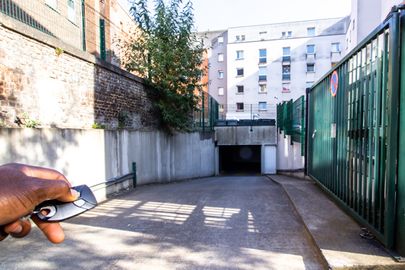 Parking Métro Wazemmes - rue du Marché - Lille