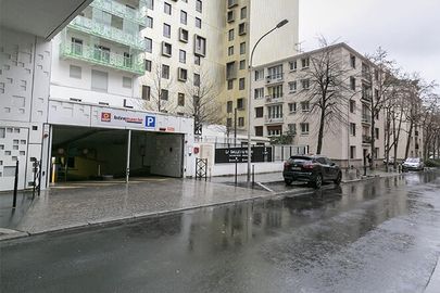 Parking Rue Carle Hébert - Courbevoie