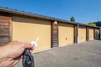 Parking Tramway Neuhof Rodolphe Reuss - rue Jean-Georges Pick - Strasbourg
