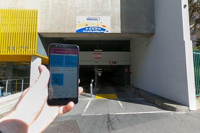 Parking Métro place des Fêtes - rue Compans - Paris 19